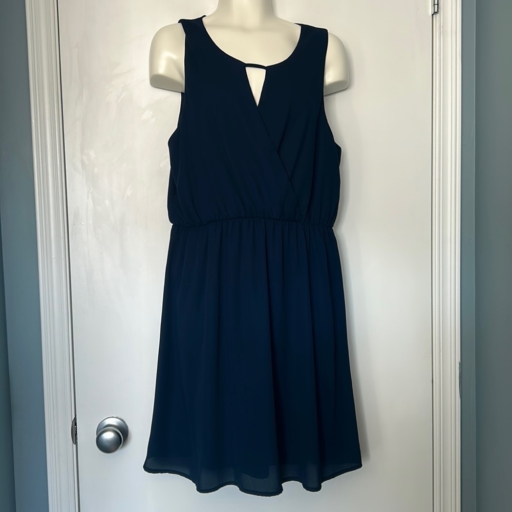 Everly Sleeveless Lightweight Dress